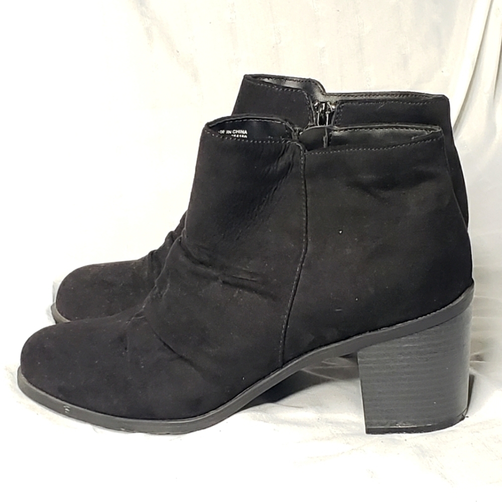 Arizona Jean Company Boots Black Faux  Suede Ankle Bootie, Women's Size 11